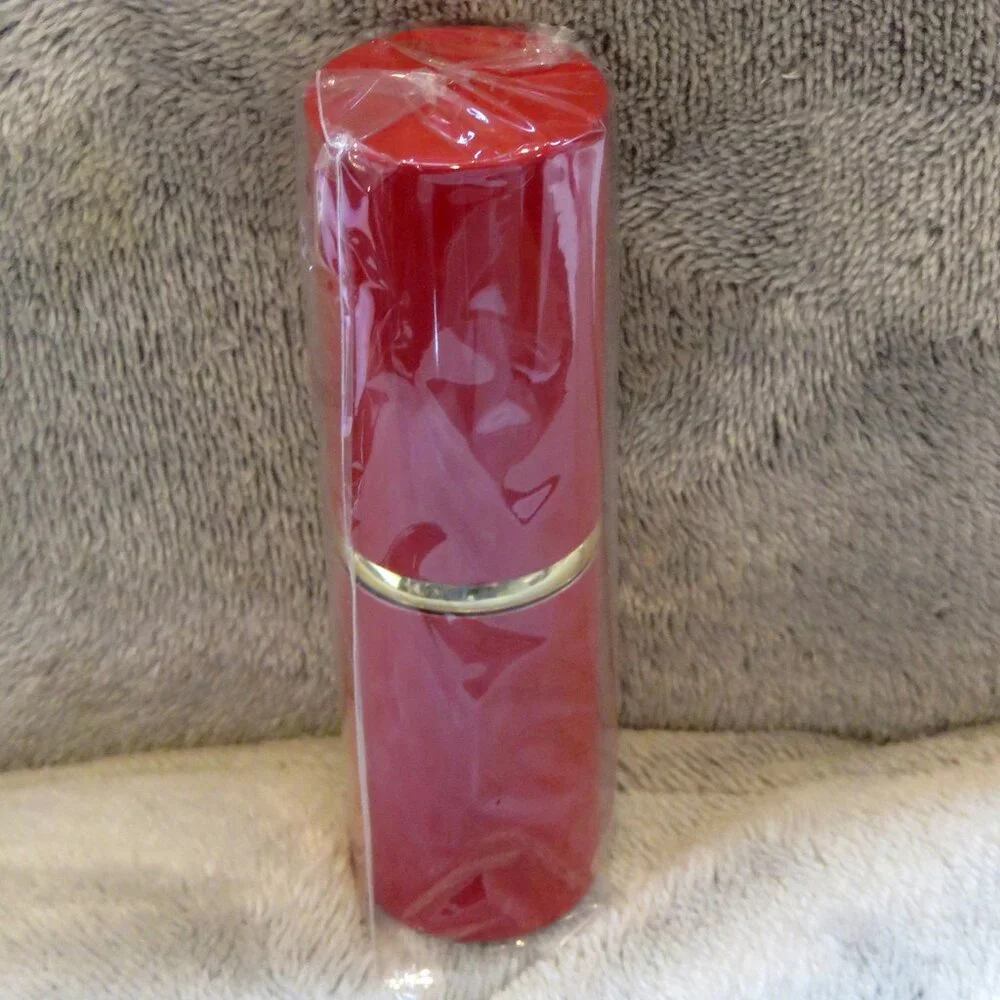 NEW Laura Geller Holiday Red Retractable Airbrush Kabuki Brush Plastic Seal NWOB